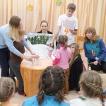 Курганские общественники подарили сказку детям